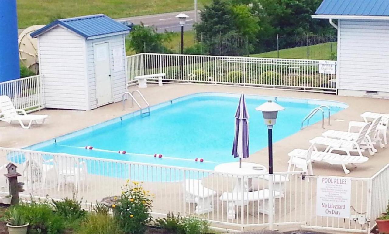 Smokies Inn - New Linens & Ultrafast Wifi - Friendliest Hospitality Guaranteed! Kodak Luaran gambar